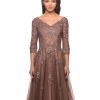41qqgC9LW2L.jpg Women's Floral Lace Appliques 3/4 Sleeve Mother of The Bride Dresses Long V Neck Formal Dresses with Pockets YZTS028